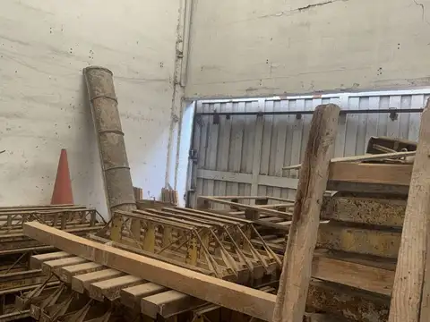 EXCELENTE GALPÓN A LA VENTA