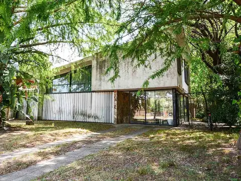 Se vende casa en Salinas