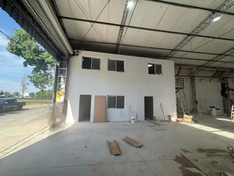 Galpon en Alquiler 58  mts Fondo