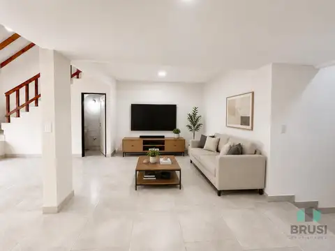 Depto Tipo Casa en Venta en Temperley, USD 175.000