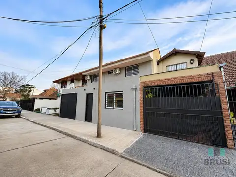 Depto Tipo Casa en Venta de 5 ambientes