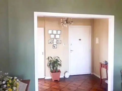 Departamento 4 ambientes con 2 baños