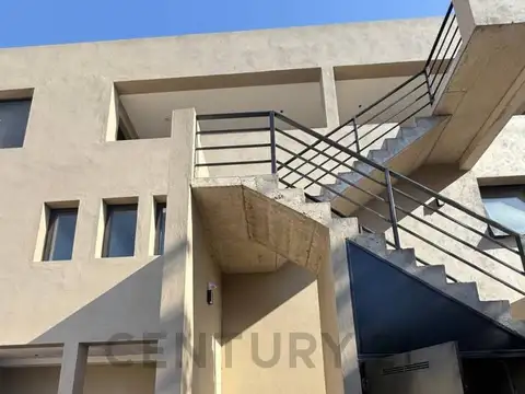 Oficina en Alquiler en City Bell, $ 850.000
