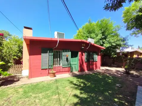 IMPECABLE CASA EN VENTA EN PARQUE FIELD