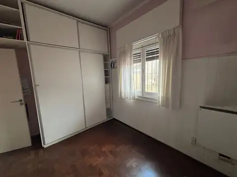 Casa 2 dormitorios en buen estado