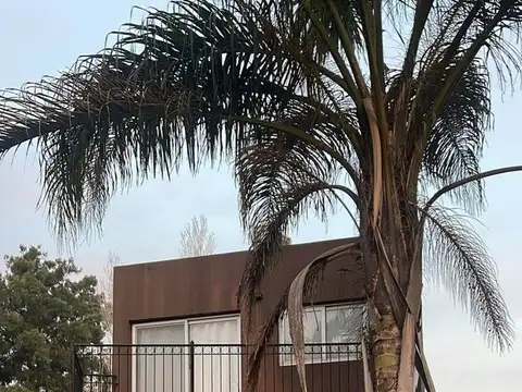 CASA CON PILETA BARRIO CERRADO LA CANDELA PILAR
