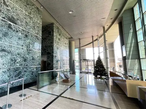 Alquiler Oficina  Panamericana Plaza - Espectacular Planta de 445Mts2. - Saavedra