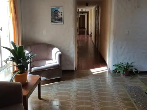 Hermoso Hotel