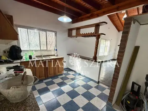 Casa 4 ambientes con 3 baños