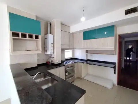 Departamento en Venta con 2 cocheras