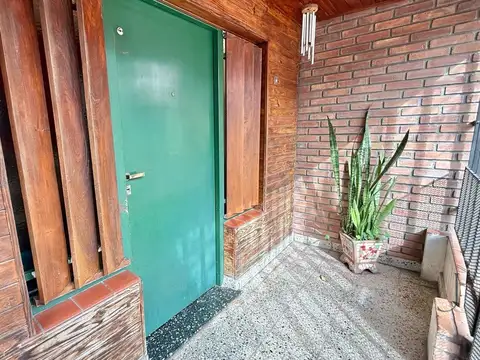 Casa 3 ambientes con 2 baños