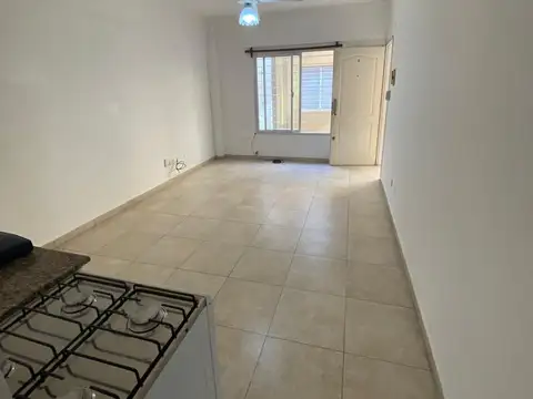 Departamento en Alquiler en Moron Sur, $ 460.000