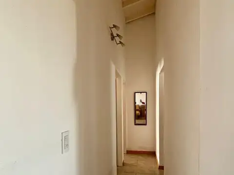 VENTA - CASA EN BARRIO LOS SAUCES