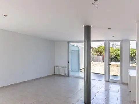 Depto Tipo Casa en Venta en Fisherton, USD 290.000