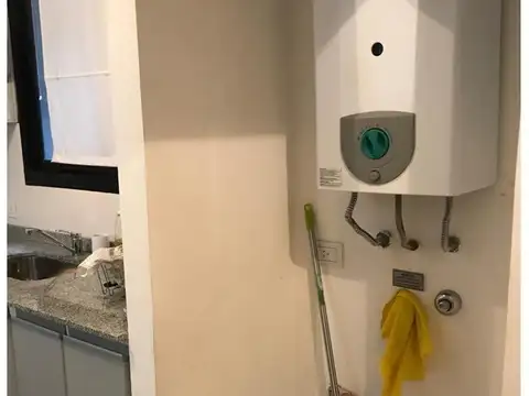 2 AMBIENTES A METROS DE LA AVDA. MITRE EN AVELLANEDA CENTRO