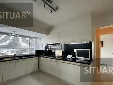 Departamento en Venta en Playa Mansa, USD 650.000