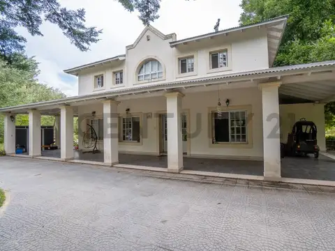 Casa en venta en Campos de Roca 1