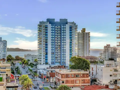 DEPARTAMENTO EN VENTA A PASOS DEL MAR PLAYA BRAVA