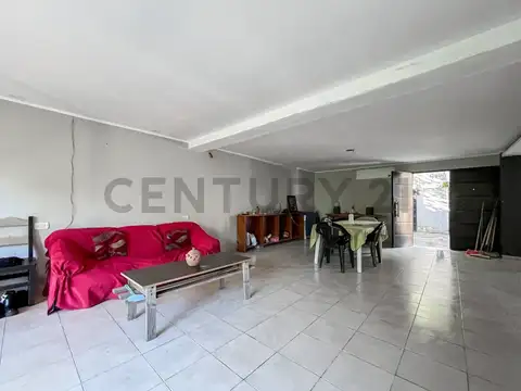 Casa en Venta en Villa Elisa, USD 110.000
