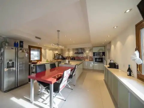 Venta de Casa 6 AMBIENTES Barrio Cerrado Buenos Aires Golf en Bella Vista, San Miguel