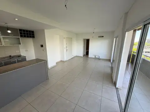 Dpto. 7° Piso al frente