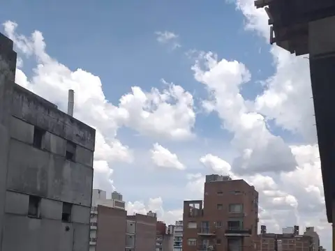 1 De Mayo 1400, Piso 05