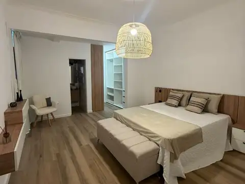 Depto Tipo Casa en Venta en Pompeya, USD 191.900