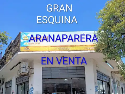 VENTA en Block de 7 Locales y 1 Departamento,, ESQUINA MERLO