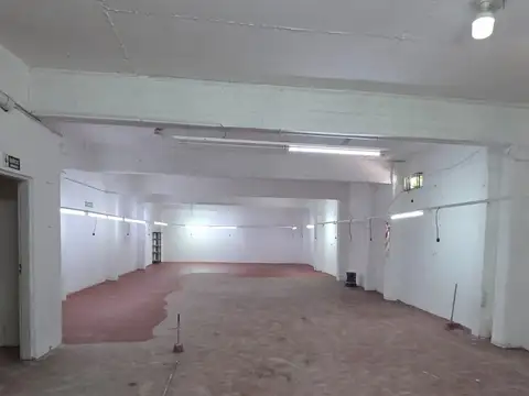 ALQUILO LOCAL/DEPOSITO IDEAL TALLER DE COSTURA