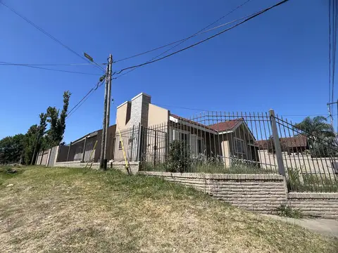 Beschtedt y Santos Lugares