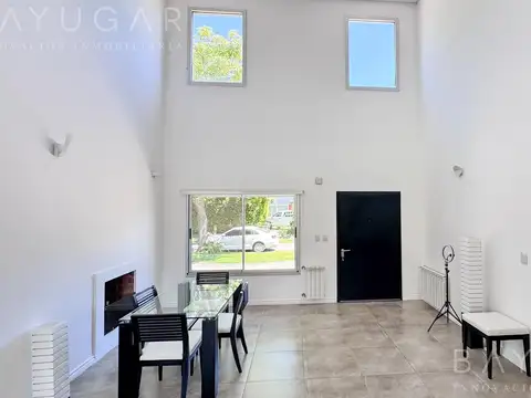 Casa en Venta en Sausalito, USD 229.000