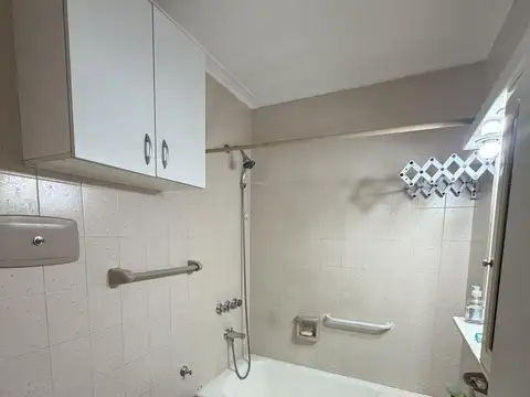 Depto Tipo Casa en Venta 40 años