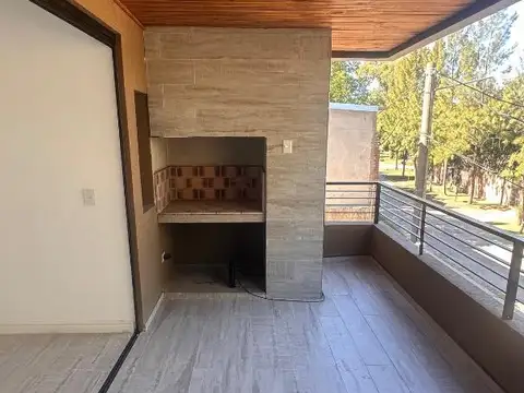 Departamento en Alquiler con 1 cocheras