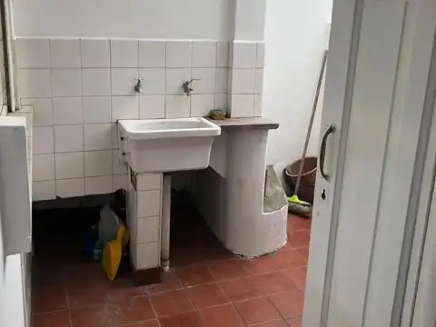 Depto Tipo Casa 4 ambientes con 1 baño