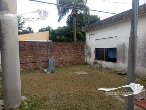 Casa 5 ambientes con 2 baños