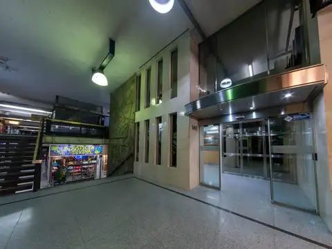 VENTA OFICINA EN MICROCENTRO