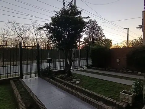 Casa en Venta en Pablo Nogues, USD 160.000