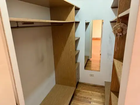 Tucuman 2100, Piso 8