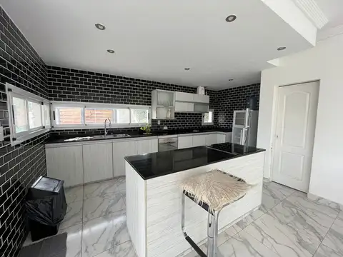 Quinta en Venta en Chascomus, USD 318.000