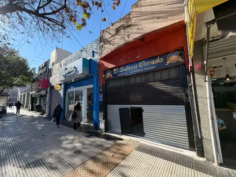Local en Av. Federico Lacroze  al 4000