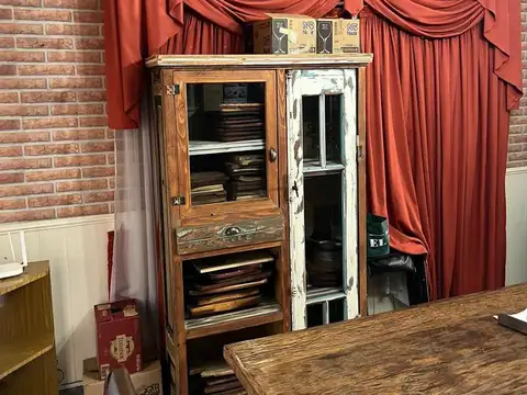 Casa en Venta con 1 cochera