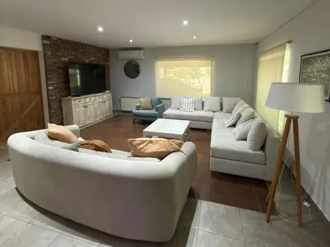 Casa en Venta de 5 dormitorios