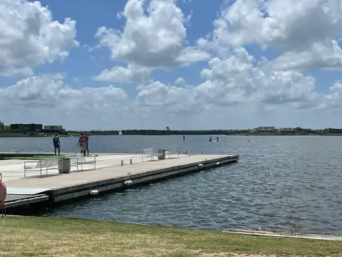 Puertos / Escobar - Barrio Amarras - Lote en venta