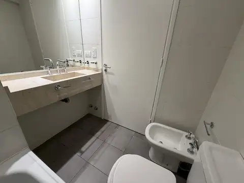 Unicos Departamento 3 amb. a  estrenar con Cochera,  Baulera y Gran terraza propia - Apto Credito