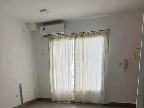 Alquilo Depto 1 Dor.Con Cochera .Aristobulo del Valle 300 .Comision paga Propietario