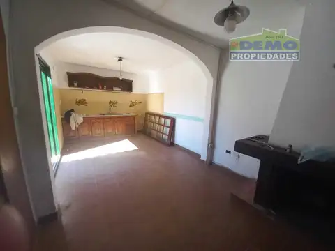 Casa en Alquiler en Pablo Nogues, $ 700.000