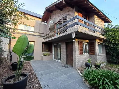 Casa venta San isidro luminosa