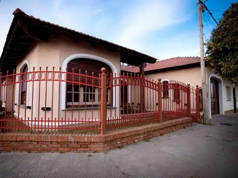 Casa en Venta en Bahia Blanca, USD 120.000