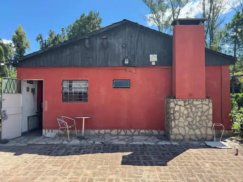 Casa en venta - 2 Dormitorios 2 Baños - Cochera - 1.600 - La Lonja