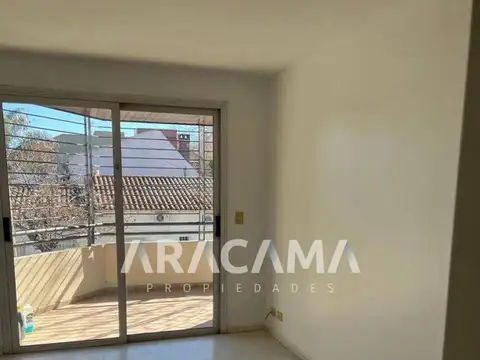 Departamento en Venta en Monte Grande, USD 165.000